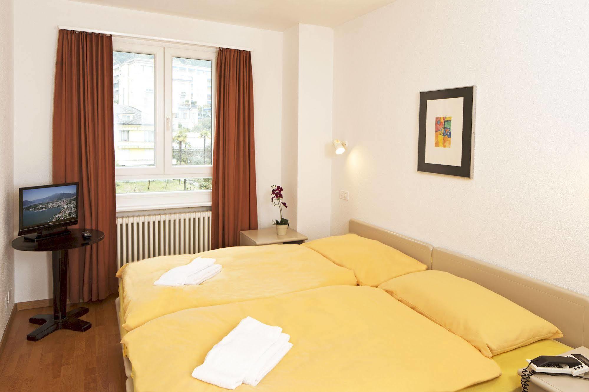 Hotel Garni Montaldi Muralto Luaran gambar